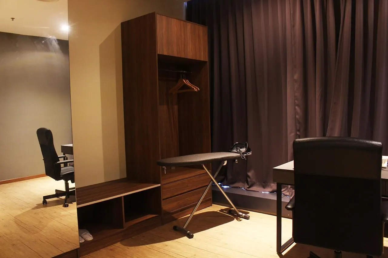 Imperial Regency Suites & Kuala Lumpur 4*,